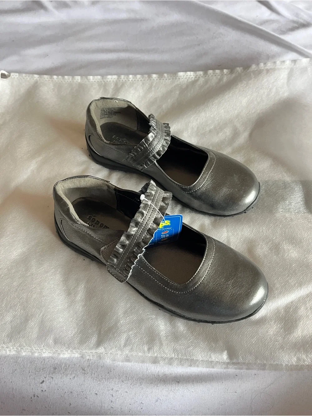 Sonoma Metallic Pewter Ruffled Mary Jane Shoes Sz 4 Youth